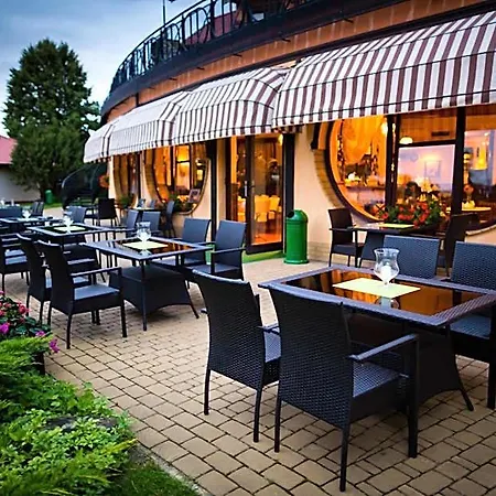 Hotel Ognisty Ptak Radzieje
