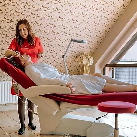 Ognisty Ptak Hotel Radzieje